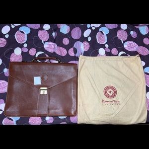 COPY - Samsonite Leather Flapover briefcase